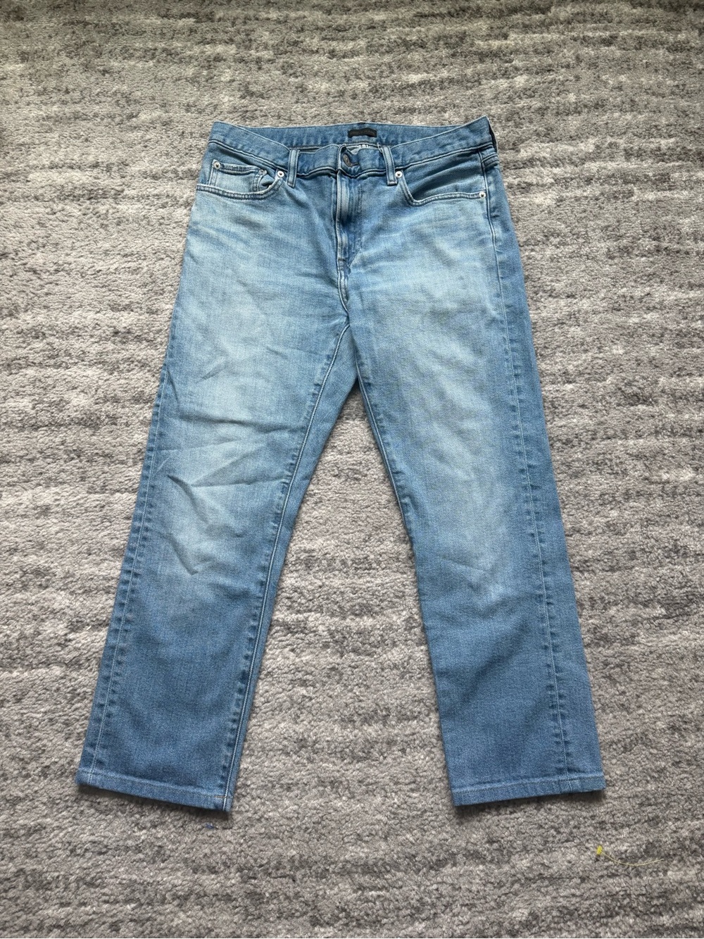 Uniqlo Men’s Slim Straight leg Jeans